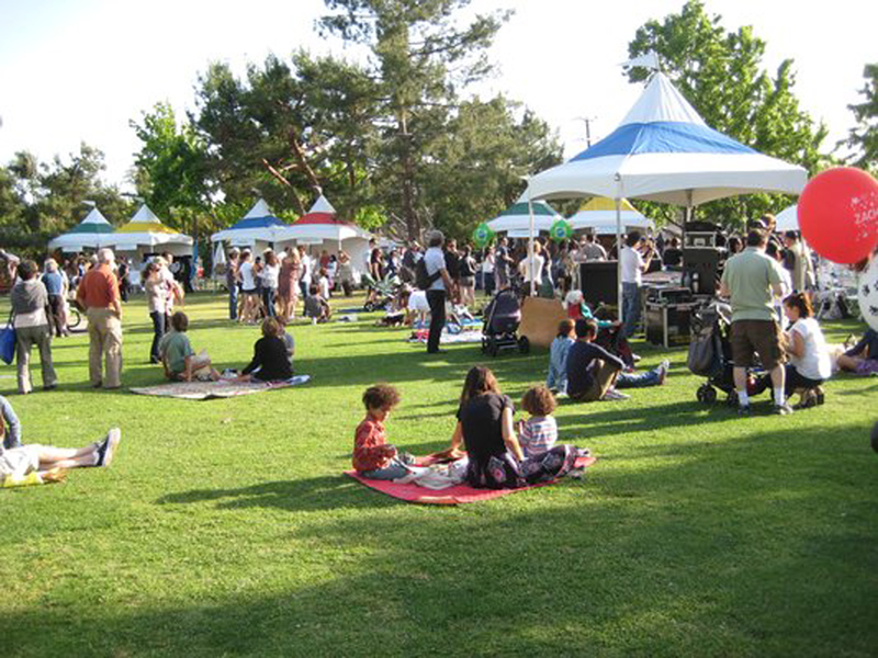 25 Santa Monica Festival 4-R